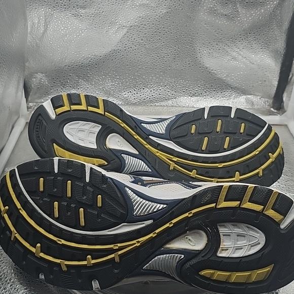 L ASICS GEL-Kanbarra (TN825) Sz10.5 pristine \
